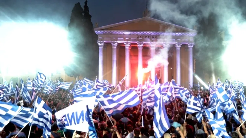 Neîncrederea în bănci atinge cote maxime la Atena. Grecii au retras depozite de 800 de milioane de euro într-o singură zi