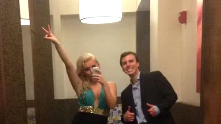 Un tânăr din SUA a devenit ''legenda'' universității, după ce a scos la cină o actriță din filme pentru adulți