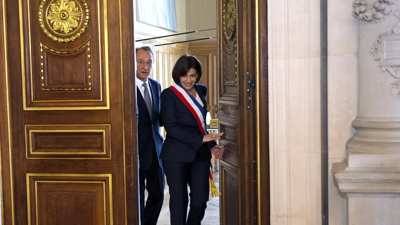 Anne Hidalgo, prima femeie primar a capitalei Franței