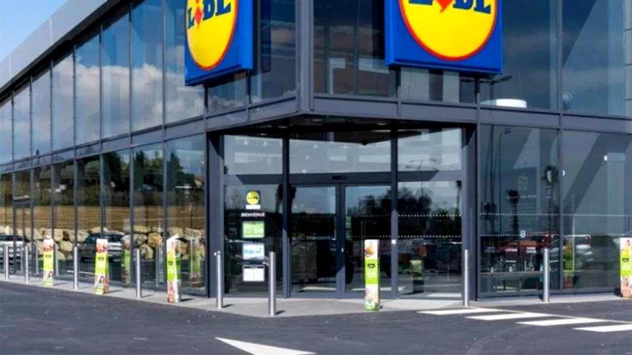 Decizia luată de Lidl cu privire la parcările magazinelor noi. „Ne asigurăm că locurile rămân pentru clienți”