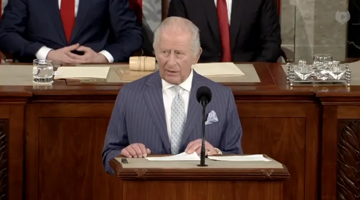 Regele Charles al III-lea - Foto:X/ @disclosetv - Captură foto