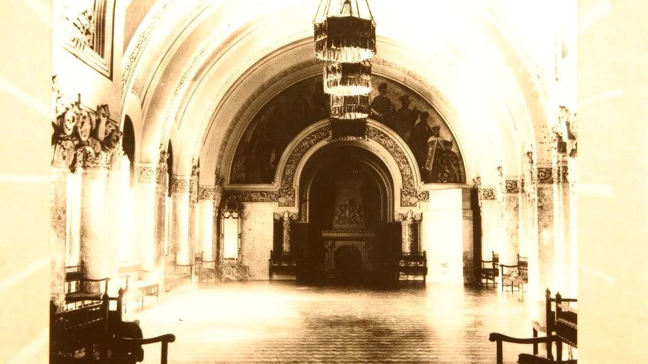 Sala Unirii din Alba Iulia, în care s-a semnat actul Marii Uniri, restaurată după 50 de ani