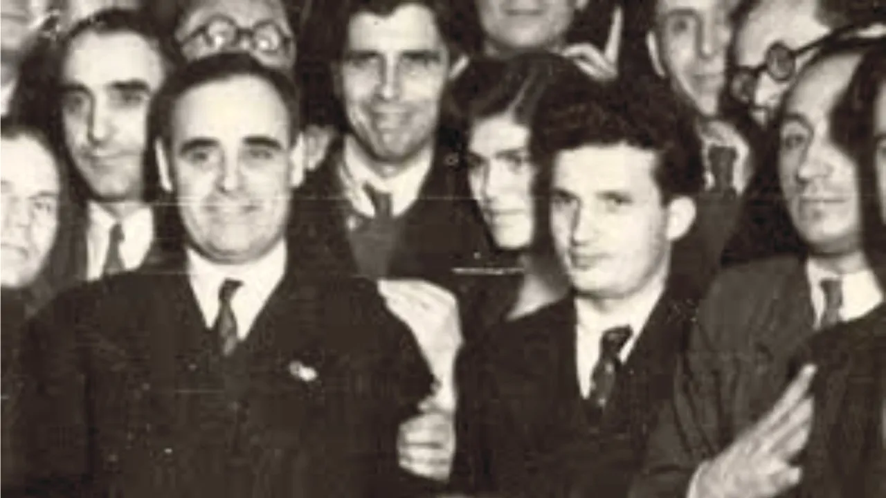 Închisoare de la 6 luni la 3 ani pentru cei care neagă crimele comunismului, potrivit unui proiect de lege