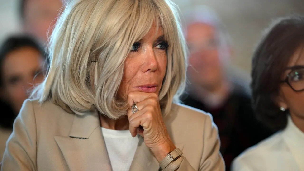 Brigitte Macron, „mai tristă decât am fost vreodată”. Ce o deprimă pe soția președintelui francez