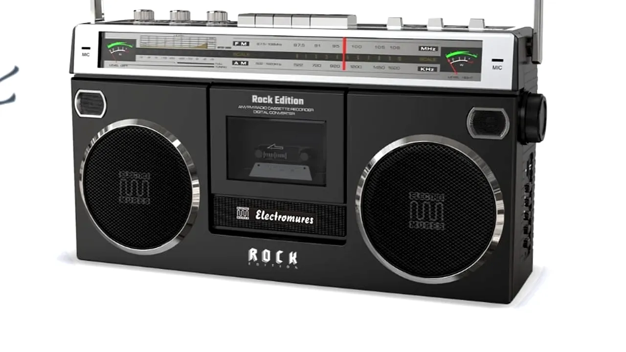 Pentru nostalgici. Electromureș scoate cinci modele de casetofoane vechi, dar cu tehnologie modernă