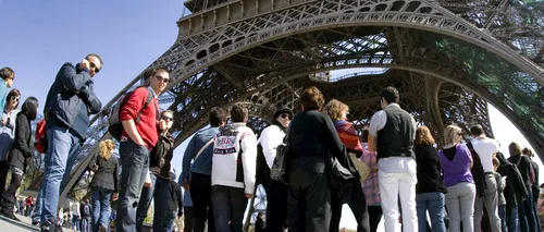 Angajații Turnului Eiffel, în grevă din cauza hoților din buzunare