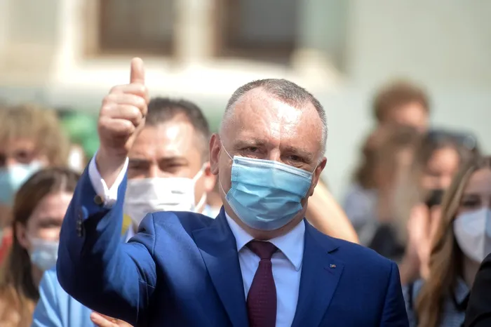 Ministrul Educației: „Accesul elevilor din mediul rural la noile tehnologii este extrem de important”