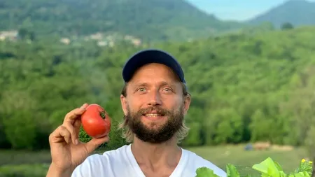 Influencer din RUSIA, condamnat la închisoare. Este considerat răspunzător pentru moartea fiului său după ce i-a impus o dietă cu „fotoni”
