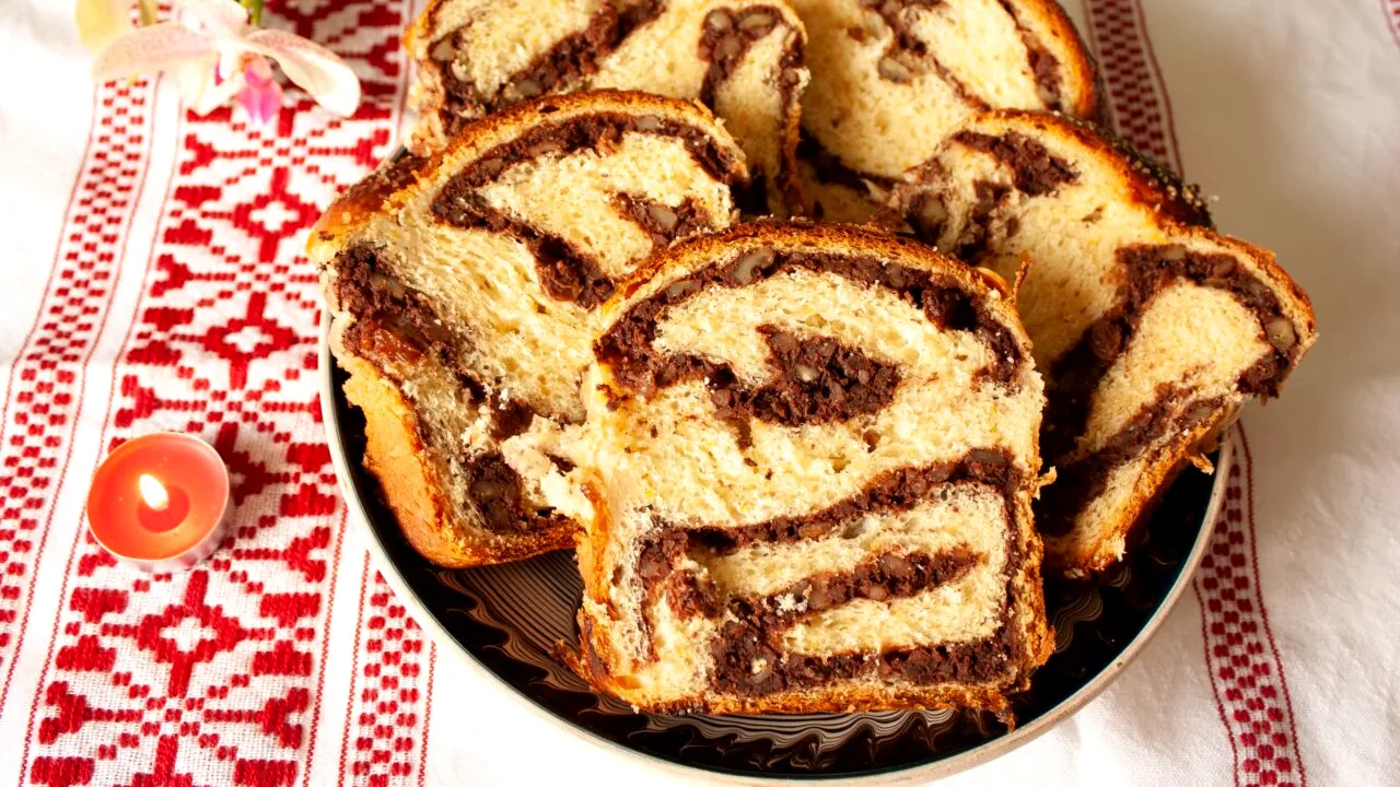 Cât a ajuns să coste un cozonac în 2024. Sumele solicitate de producători au crescut față de anul precedent