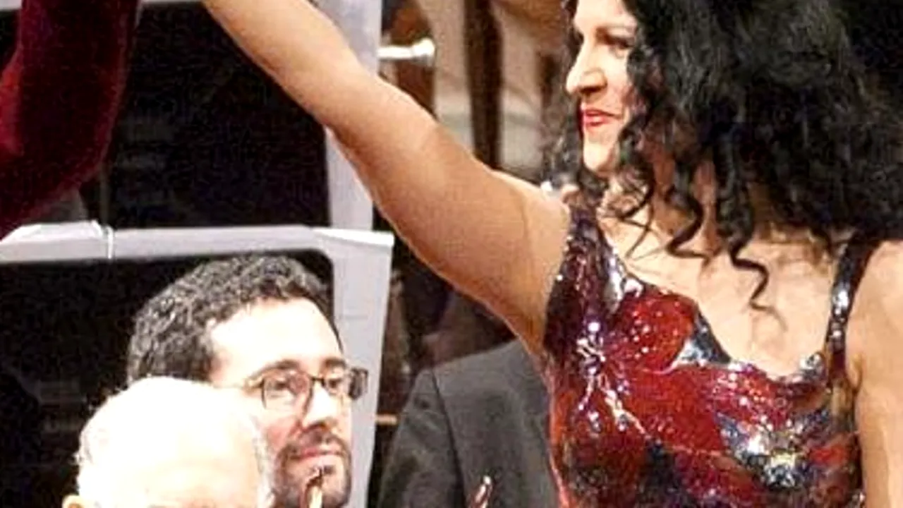 Angela Gheorghiu susține că fostul său soț a agresat-o fizic