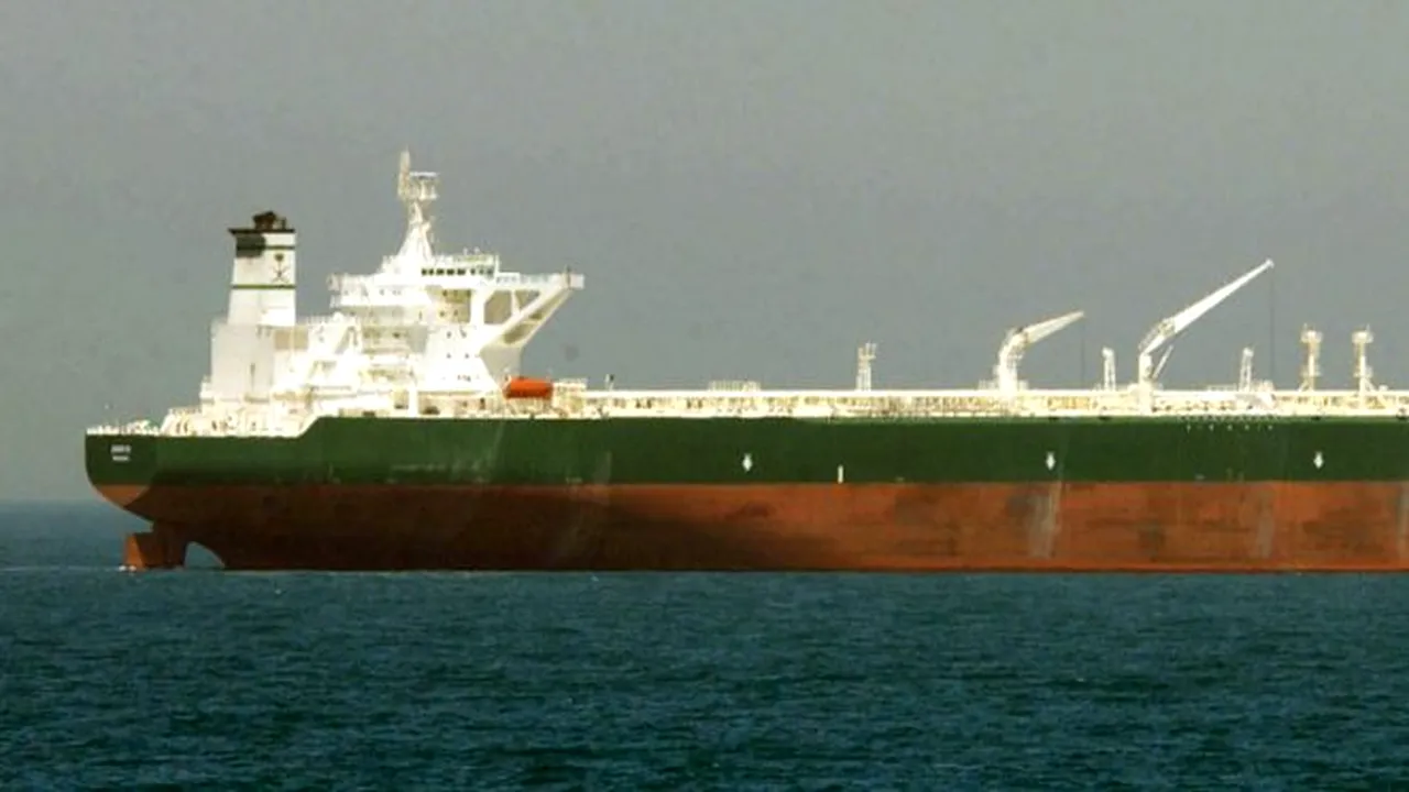 Explozie pe un petrolier rusesc în Marea Azov! Trei persoane sunt date dispărute