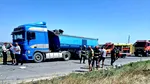 Accident teribil în Iași, în care a fost implicată o întreagă familie. Tată și-a pierdut viata, șoția și cele două fetițe sunt în stare critică