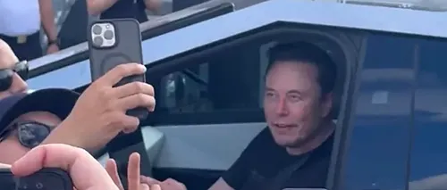 Elon Musk și-a scos în lume noul prototip TESLA. A mers la Marele Premiu de F1 al SUA cu „Cybertruck” și a atras toate privirile