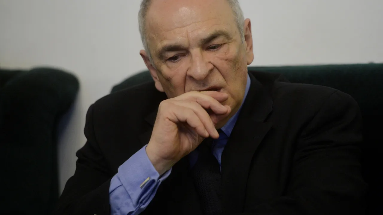 Liiceanu - mai onctuos ca o cremă Clinique