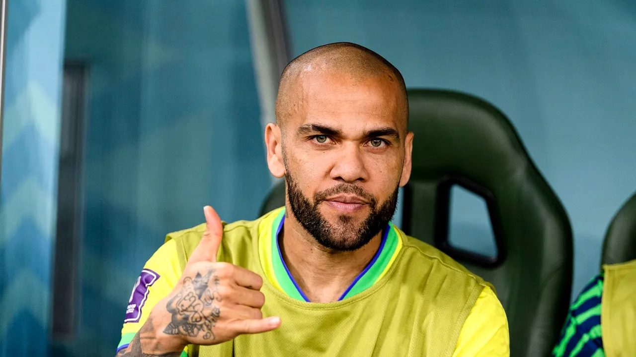 Celebrul fotbalist Dani Alves a fost arestat. Sportivul, acuzat de agresiune sexuală