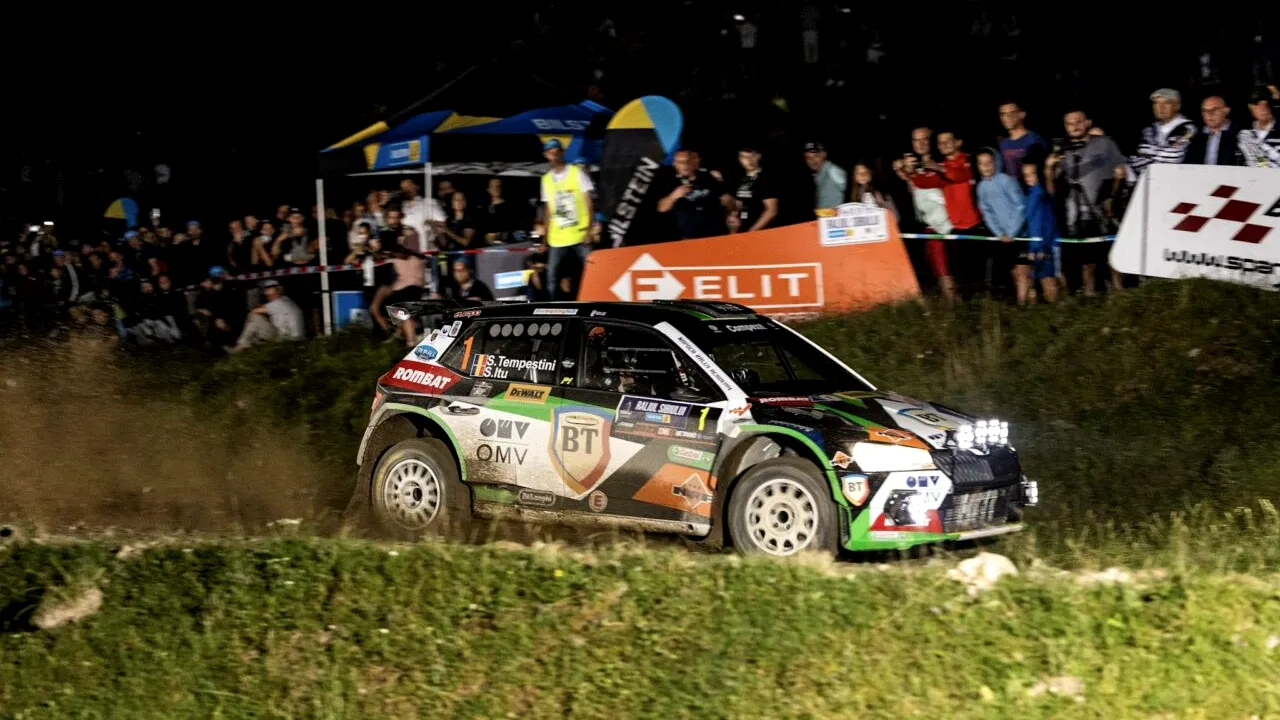 Simone Tempestini s-a impus în Raliul Sibiului! Este a patra victorie consecutivă | GALERIE FOTO