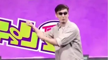 Pune capăt SUFERINȚEI! O mamă a descoperit pe YouTube un filmuleț în care COPIII sunt învățați cum să își TAIE VENELE