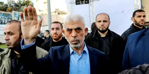 <span style='background-color: #dd9933; color: #fff; ' class='highlight text-uppercase'>LIVE UPDATE</span> RĂZBOI Israel-Hamas, ziua 312. Yahya Sinwar, la un pas să fie prins de trupele IDF/Unul dintre ostaticii din Gaza, ucis
