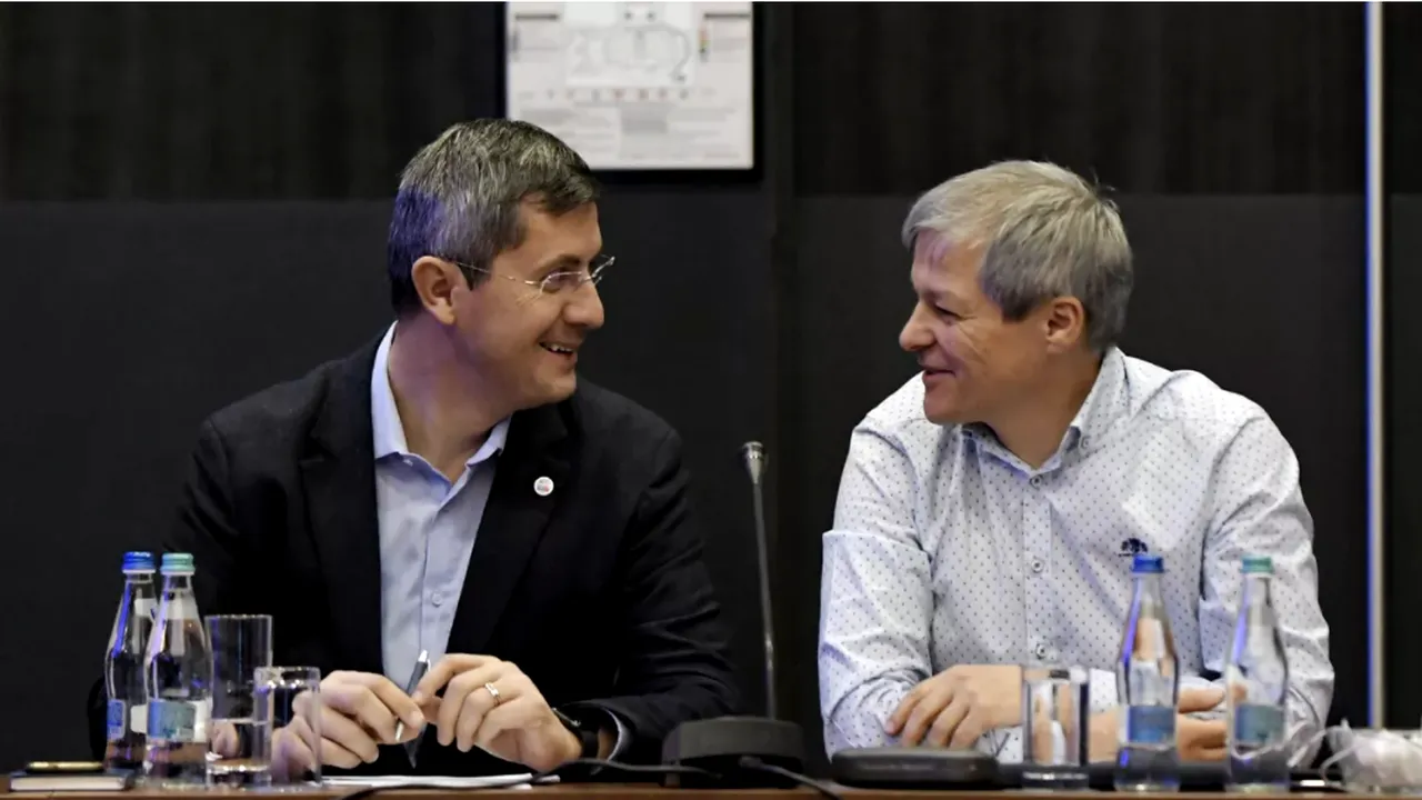 Dacian Cioloș este noul președinte al USR PLUS