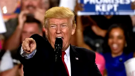 Trump le cere conservatorilor să promoveze ideea că va fi reinstalat la Casa Albă în luna august 