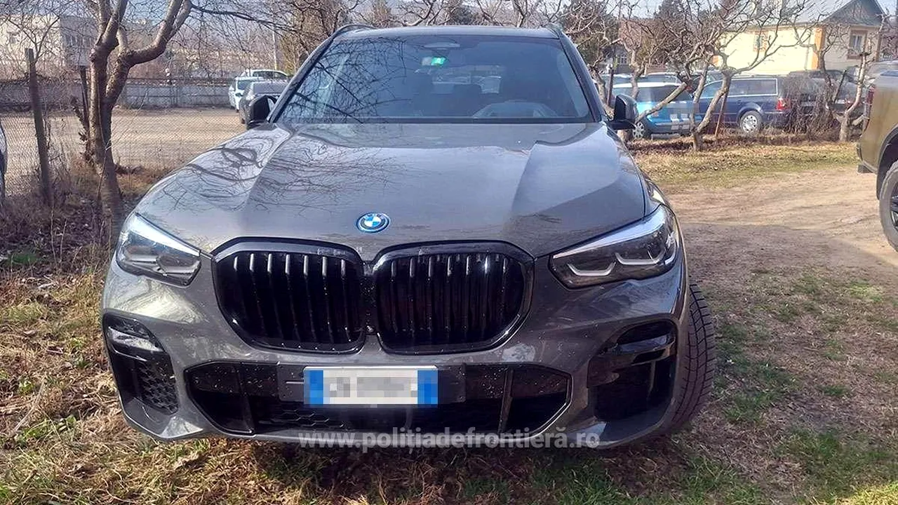 Bolid de lux, de 60.000 de euro, FURAT din Italia, descoperit la Vama Albița