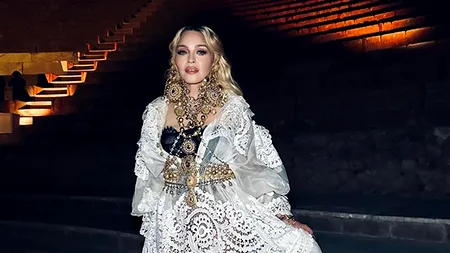 Madonna își sărbătorește ANIVERSAREA de 66 de ani la Pompei / Artista sprijină FINANCIAR un proiect promovat de parcul arheologic