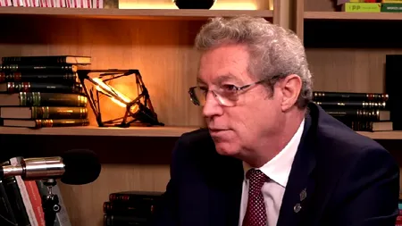 VIDEO | Adrian Streinu Cercel, la podcastul Altceva: „Tot timpul există un schimb de informație genetică între lumea microorganismelor și a noastră”