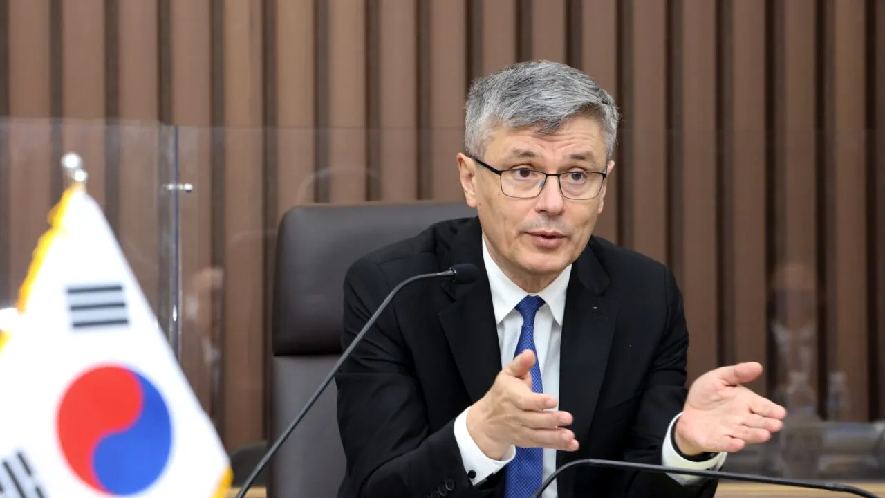 Virgil Popescu, în vizită la angajații răniți la Jilț Sud: „Sunt în afara oricărui pericol”