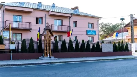 Percheziții la o primărie din Dâmbovița și la două locuințe. Un casier ar fi încasat timp de un an bani de la mai mulți beneficiari