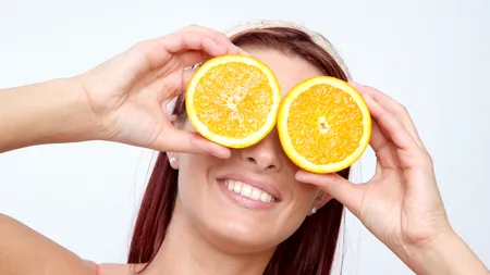 PORTOCALA previne apariția ACNEEI și hidratează PIELEA. Cinci BENEFICII pentru sănătate