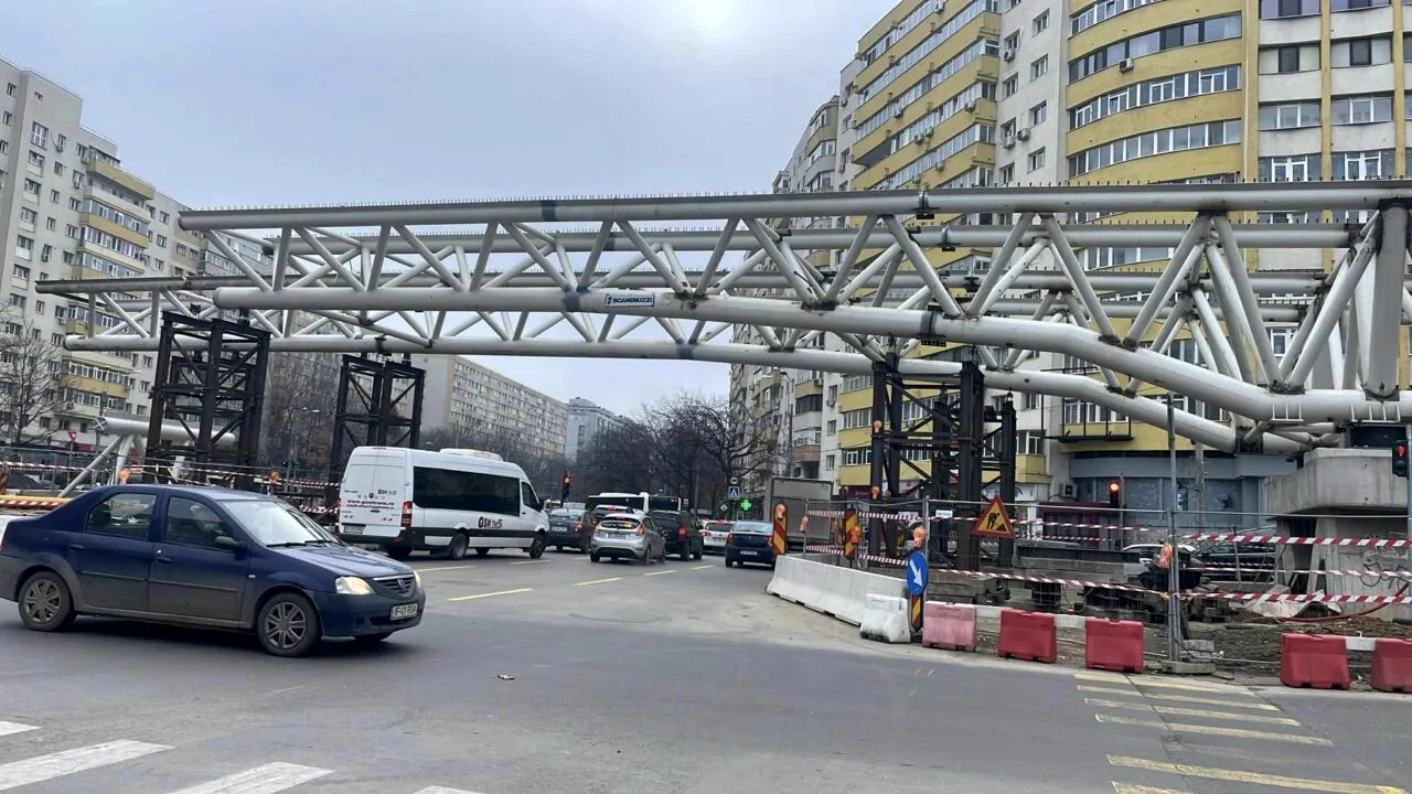 Noi reguli de circulație la intersecția „Doamna Ghica” cu Șoseaua Colentina, în contextul lucrărilor la pasajul suprateran din zonă