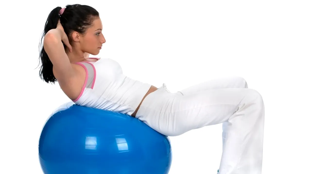 Ce exerciții fizice poți să faci la birou dacă nu ai timp să mergi la sală