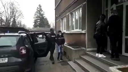 VIDEO | Muncitor vietnamez sechestrat și bătut cu lanțul, două zile la rând, într-un apartament din București. Răpitorii au filmat actele de tortură