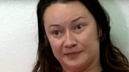 O femeie a fost arestată după ce i-a trimis unui bărbat 65.000 de mesaje