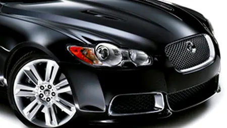 FOTO: Un bărbat și-a găsit Jaguarul 