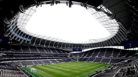 CORONAVIRUS. Parcarea unui cunoscut stadion din Europa a devenit centru de testare