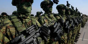 O țară europeană vrea să reintroducă serviciul militar OBLIGATORIU. „Înţelegem riscurile de securitate”