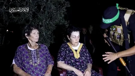 VIDEO: Gestul incredibil făcut de o ostatică israeliană după ce a fost eliberată de teroriștii Hamas