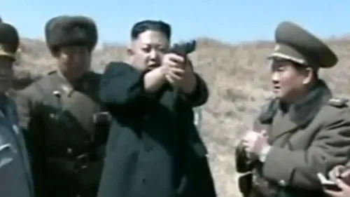VIDEO: Cum l-a transformat propaganda nord-coreeană pe Kim Jong-Un într-un RĂZBOINIC