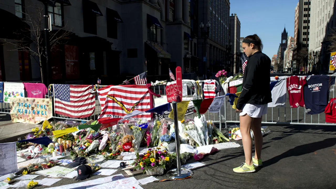 Suspectul arestat în cazul atentatelor din Boston se zbate între viață și moarte - ABC News