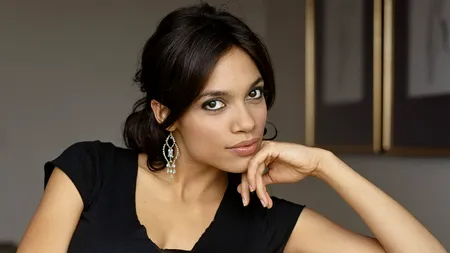 Actrița Rosario Dawson a adoptat o fetiță