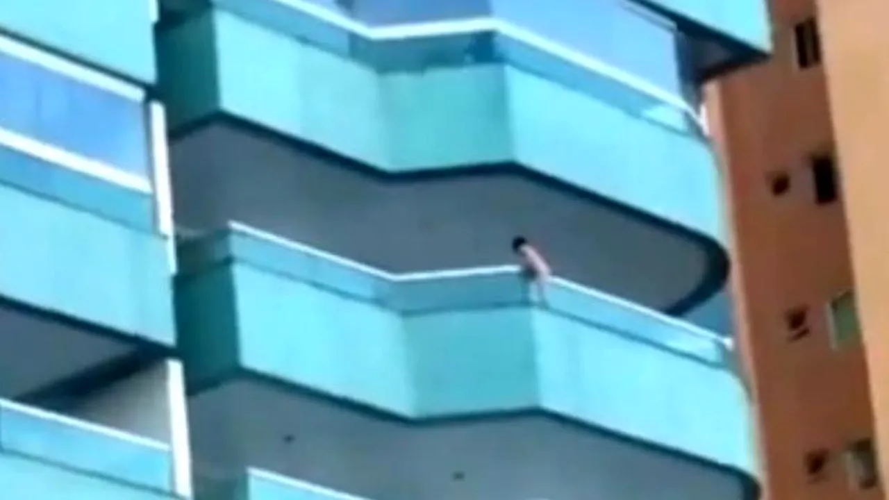 Ce s-a întâmplat la doar câteva minute după ce a fost făcută această fotografie 