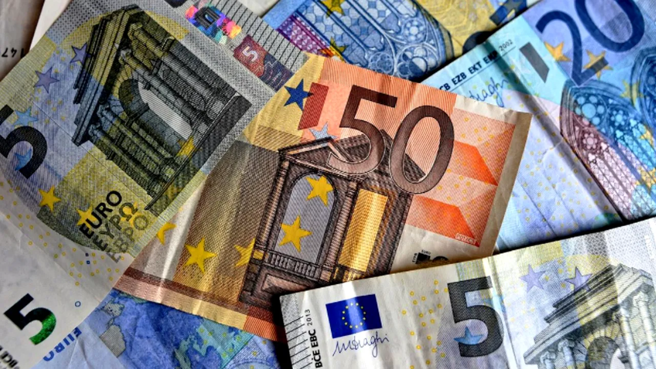 Sectorul financiar și schimbările climatice. Cum ne încălzesc banii... atmosfera