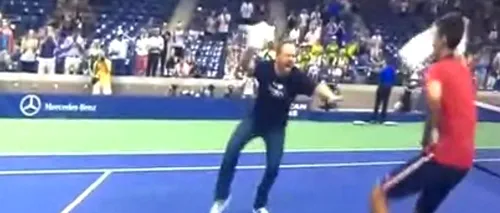 Novak Djokovici a dansat alături de un fan după calificarea în turul trei la US Open