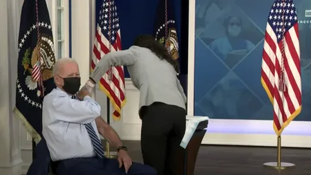VIDEO. Președintele Statelor Unite, Joe Biden, s-a vaccinat cu doza a treia de vaccin anti-COVID-19