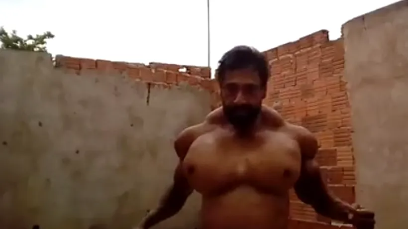 Bodybuilding dus la extrem: Un bărbat își injectează ulei în mușchi, ajungând să aibă proporții uriașe și riscând pierderea brațelor - FOTO / VIDEO 