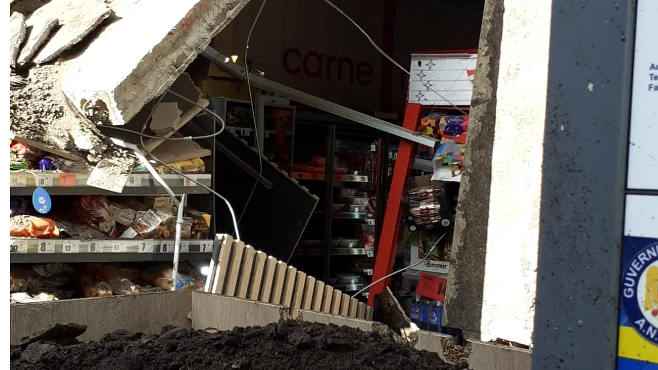 Tavanul unui magazin din Turda în care se aflau cinci persoane s-a prăbușit