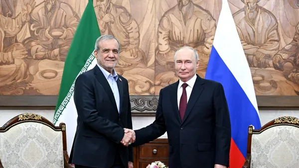 Summitul din Kârgâzstan: Ce au discutat Putin și președintele Iranului despre războaiele în care sunt implicați