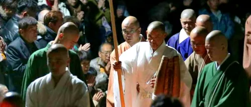 Un călugăr japonez a petrecut nouă zile fără mâncare, apă și somn
