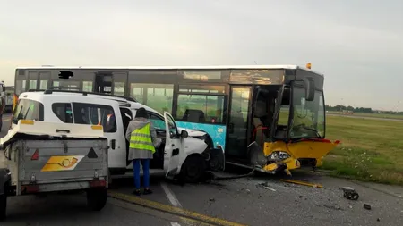 Accident între un autobuz și un microbuz pe platforma Aeroportului Henri Coandă, soldat cu patru răniți